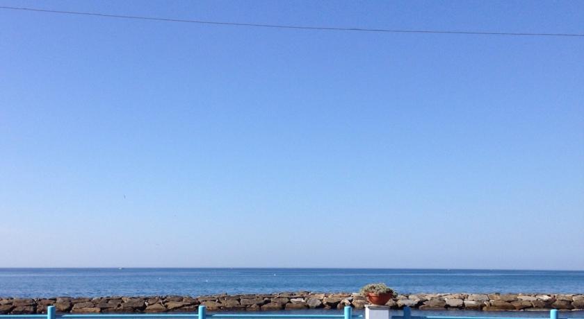 Ferienwohnung Kambusa - Mono Fronte Mare Santo Stefano al Mare Zimmer foto